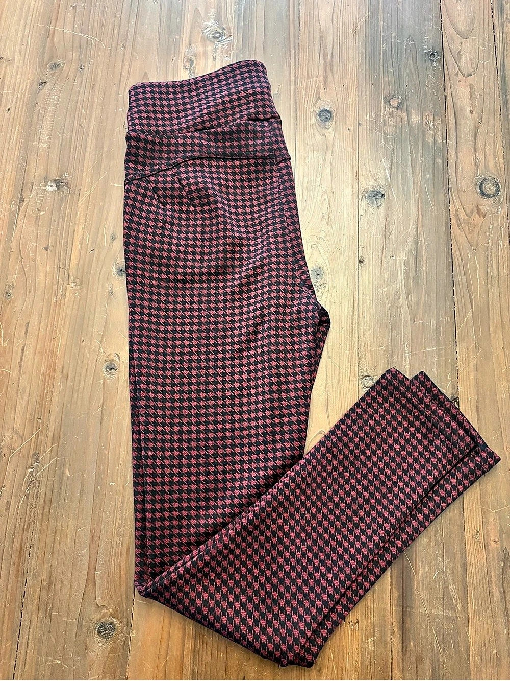Shosho Houndstooth Plaid High Rise Skinny Pants Burgundy Black Size L
